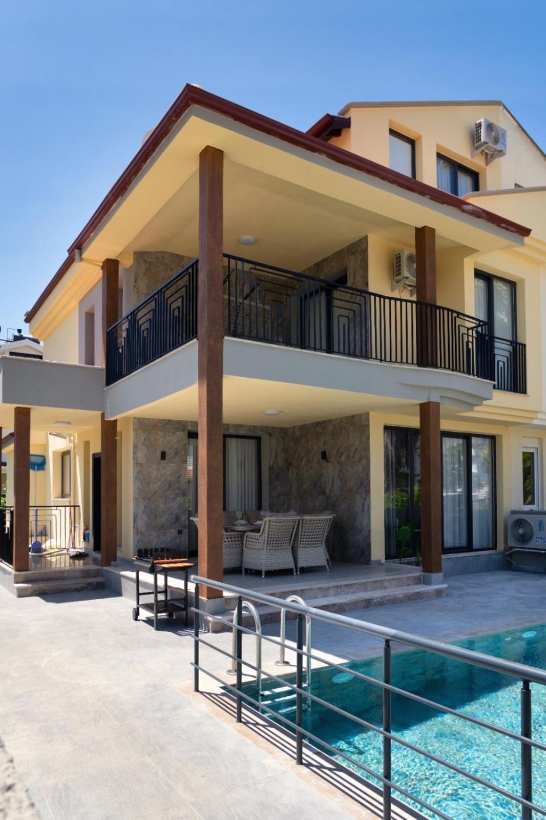 Villa Sorrento フェティエ エクステリア 写真
