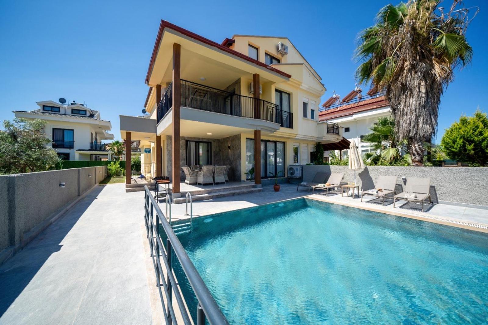 Villa Sorrento フェティエ エクステリア 写真
