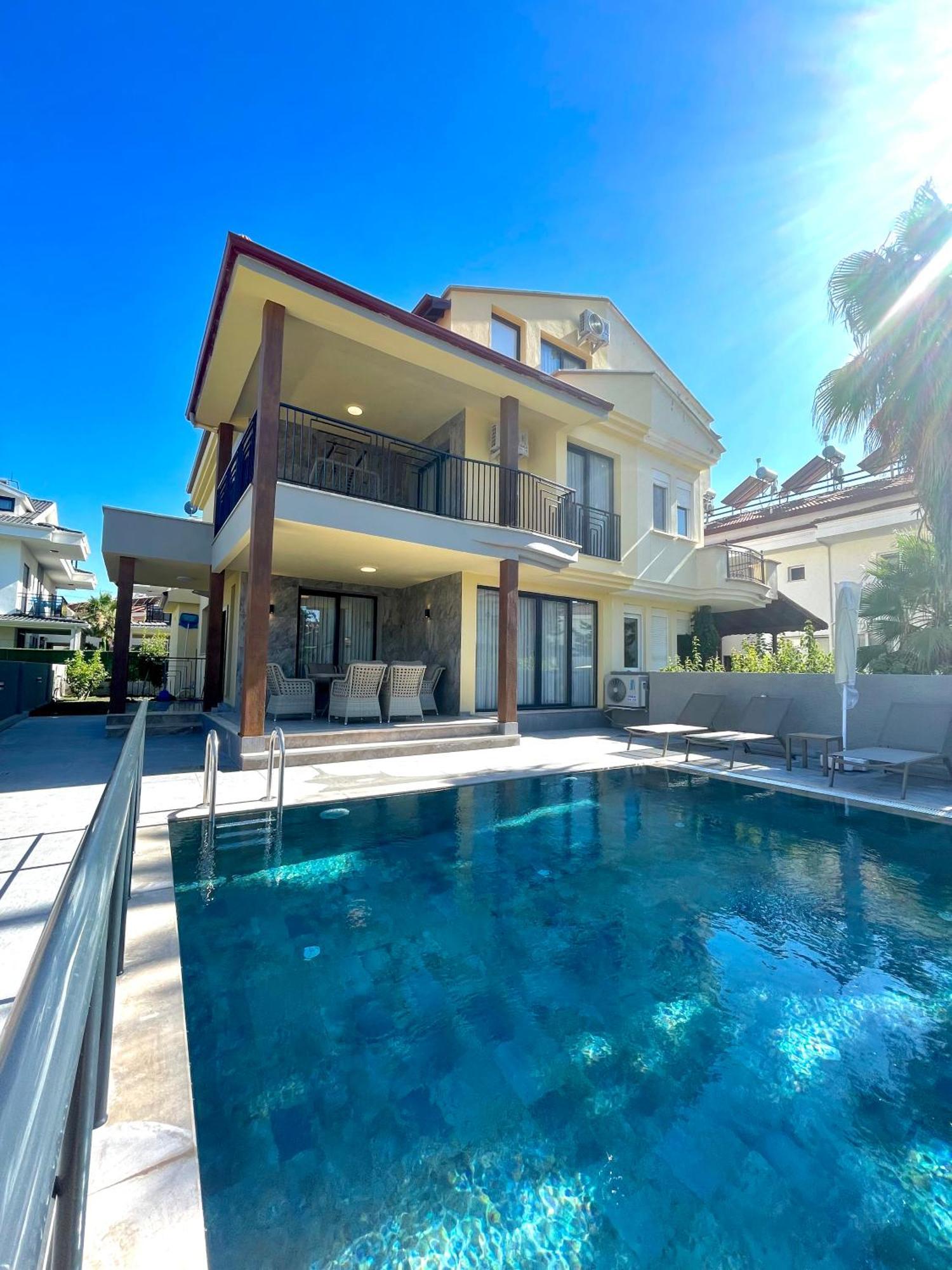 Villa Sorrento フェティエ エクステリア 写真